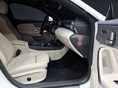 MERCEDES-BENZ CLA - 10