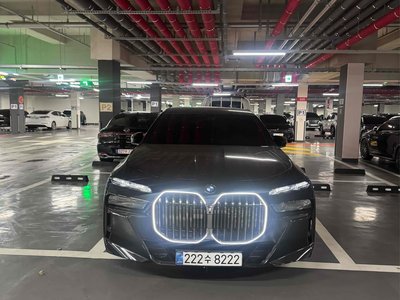 BMW 7 SERIES - 1