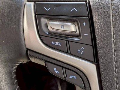 صورة مصغرة 48 لـ 2022 Toyota LAND CRUISER PRADO