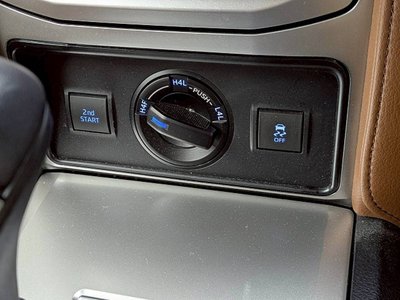 صورة مصغرة 76 لـ 2022 Toyota LAND CRUISER PRADO