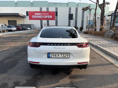 PORSCHE PANAMERA - 9
