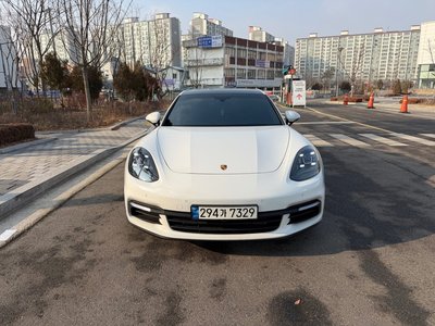 PORSCHE PANAMERA - 2