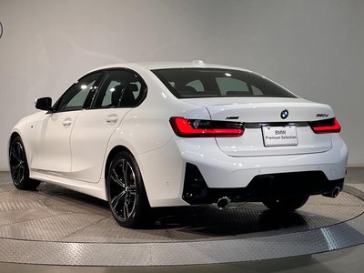 2025 BMW 3 SERIES photo 7