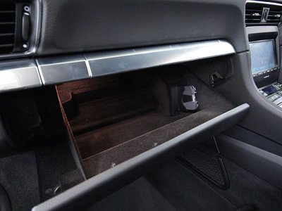 صورة مصغرة 34 لـ 2014 Porsche 911