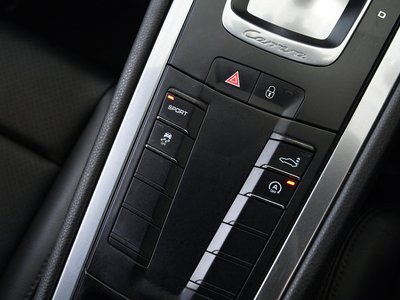 صورة مصغرة 44 لـ 2014 Porsche 911