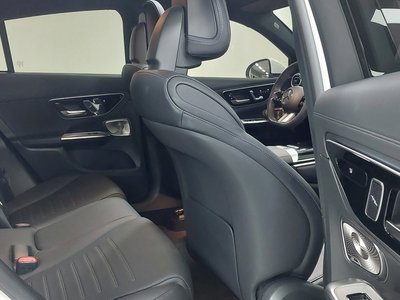 MERCEDES-BENZ GLC - 10