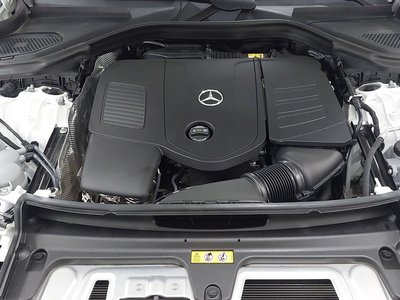 MERCEDES-BENZ GLC - 7