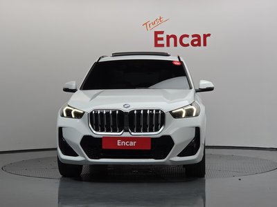 2025 BMW X1 照片 2
