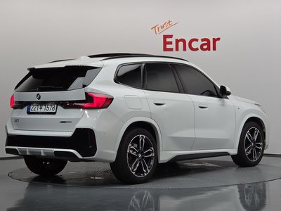 2025 BMW X1 照片 3