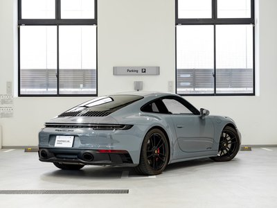 PORSCHE 911 - 5