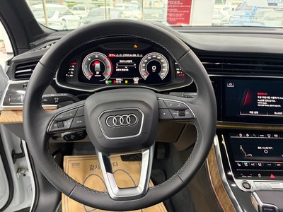 AUDI Q7 - 4