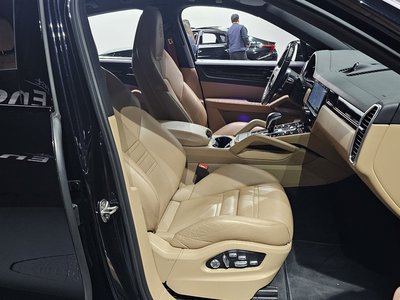 PORSCHE CAYENNE - 10