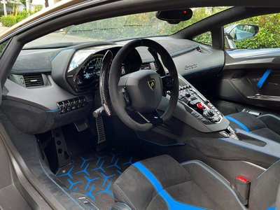 2020 Lamborghini AVENTADOR — миниатюра 17