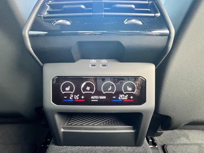 BMW I5 - 7