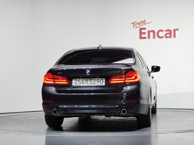 BMW 5 SERIES - 3
