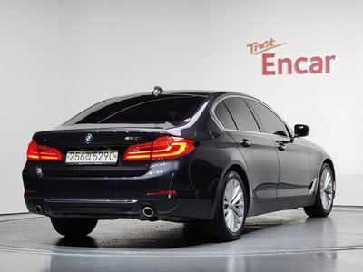 BMW 5 SERIES - 5