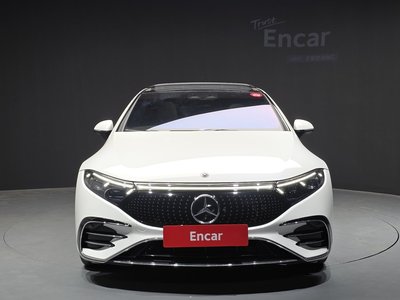 MERCEDES-BENZ EQS - 2
