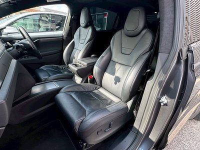 2017 Tesla MODEL X 照片 18