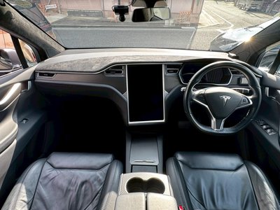2017 Tesla MODEL X 照片 2