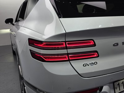 GENESIS GV80 - 10