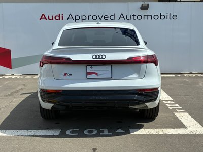 AUDI Q8 SPORTBACK E-TRON - 4