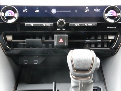 صورة مصغرة 12 لـ 2025 Toyota ALPHARD