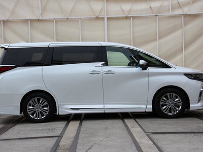صورة مصغرة 26 لـ 2025 Toyota ALPHARD