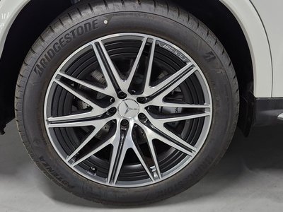 MERCEDES-BENZ GLC - 10