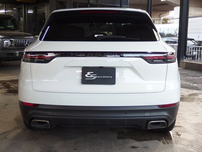 PORSCHE CAYENNE - 10