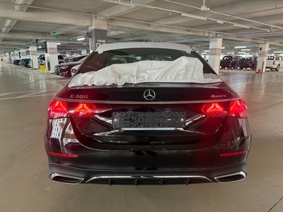 MERCEDES-BENZ E-CLASS - 3