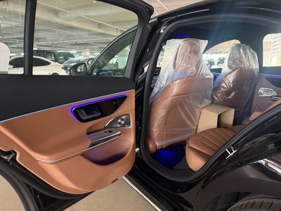 MERCEDES-BENZ E-CLASS - 8