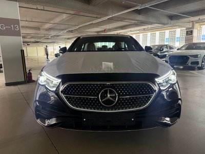 MERCEDES-BENZ E-CLASS - 2