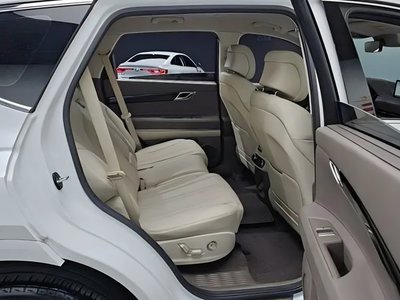 2023 Genesis GV80 — миниатюра 11