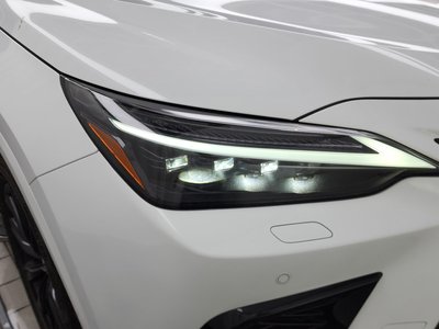 2025 Lexus NX photo 9