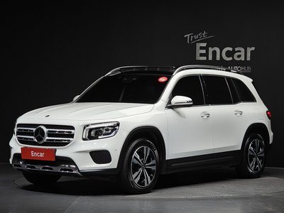 2022 Mercedes-BENZ GLB — фото 1