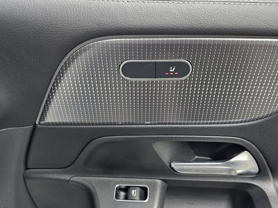 2022 Mercedes-BENZ GLB 缩略图 22