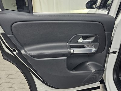 2022 Mercedes-BENZ GLB 缩略图 15