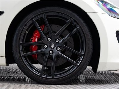 صورة مصغرة 17 لـ 2016 Maserati GRANTURISMO