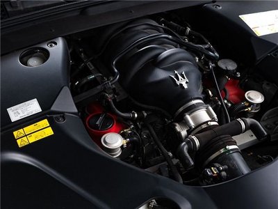 صورة مصغرة 23 لـ 2016 Maserati GRANTURISMO