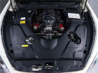 صورة مصغرة 24 لـ 2016 Maserati GRANTURISMO