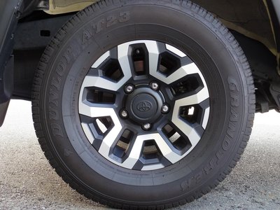 2024 Toyota LAND CRUISER 70 thumbnail 18