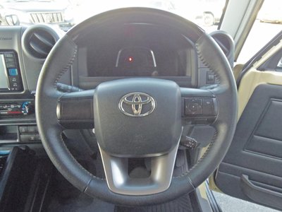 2024 Toyota LAND CRUISER 70 thumbnail 44