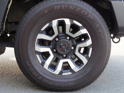 2024 Toyota LAND CRUISER 70 thumbnail 19