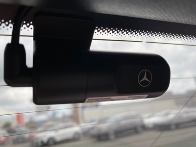 MERCEDES-BENZ GLB - 8