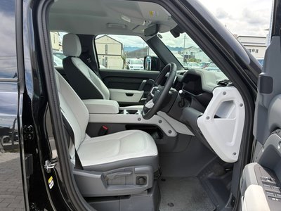 2025 LAND Rover DEFENDER — миниатюра 26
