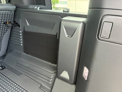 2025 LAND Rover DEFENDER — миниатюра 66