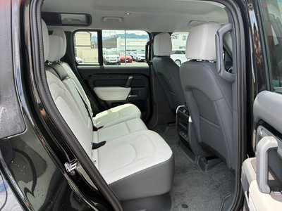 2025 LAND Rover DEFENDER — миниатюра 28