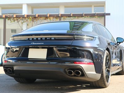 PORSCHE PANAMERA - 6