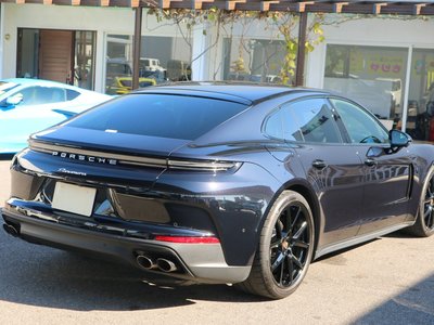 PORSCHE PANAMERA - 5