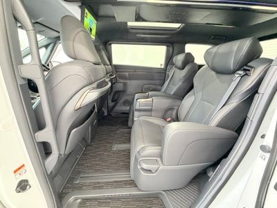 2025 Toyota ALPHARD — миниатюра 36